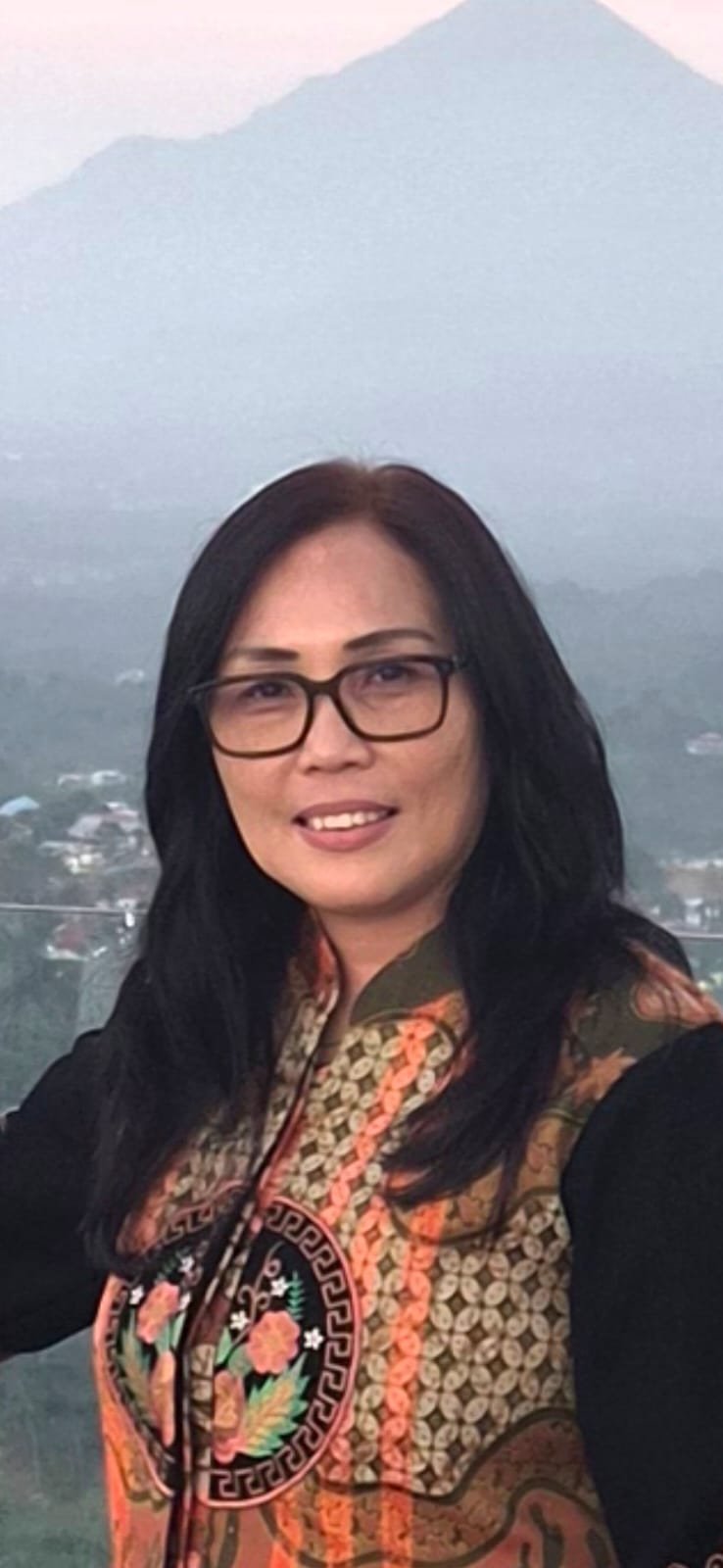 Dr. Ir. Tineke Saroinsong, SST.,M.Eng, IPM., ASEAN. Eng.
