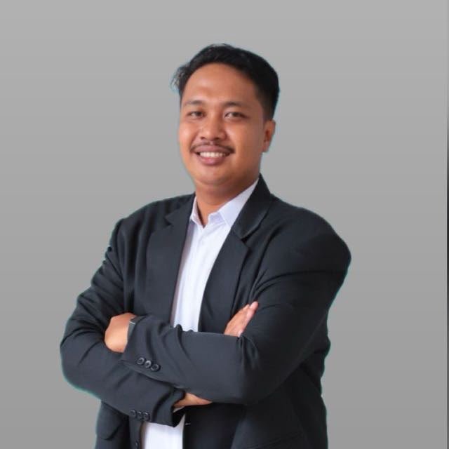 Erwin Damanik, ST
